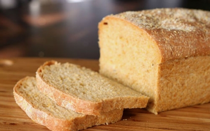 Хранить хлеб в холодильнике: можно или нет?