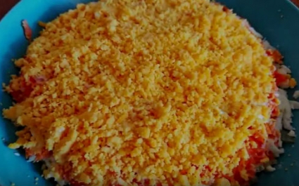 Салат "Мимоза" с рисом: рецепт с фото