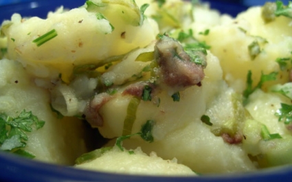 Картофельный салат с анчоусами: рецепт с фото