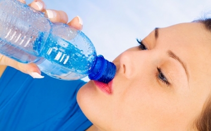 Пить много воды для похудения: миф или правда?
