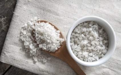 Ванны с солью для похудения: польза, рецепты
