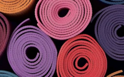 Как выбрать лучший коврик для йоги?