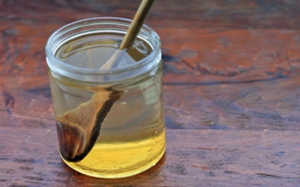 Вода с медом натощак: польза для фигуры и здоровья