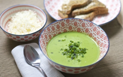 Суп-пюре из зеленого замороженного горошка