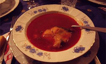 Рыбный суп родом из Венгрии